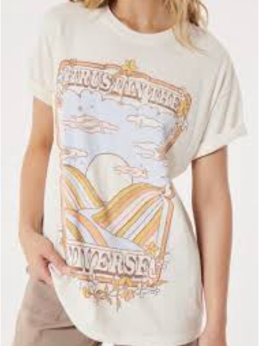 Hollister Cream Short-Sleeve Graphic Tee with Pastel Blue and Tan Print